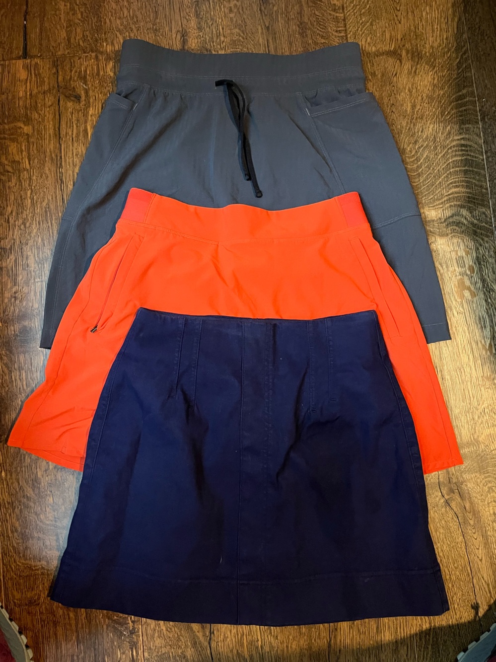 Bundle of 2 skirts & 1 skort